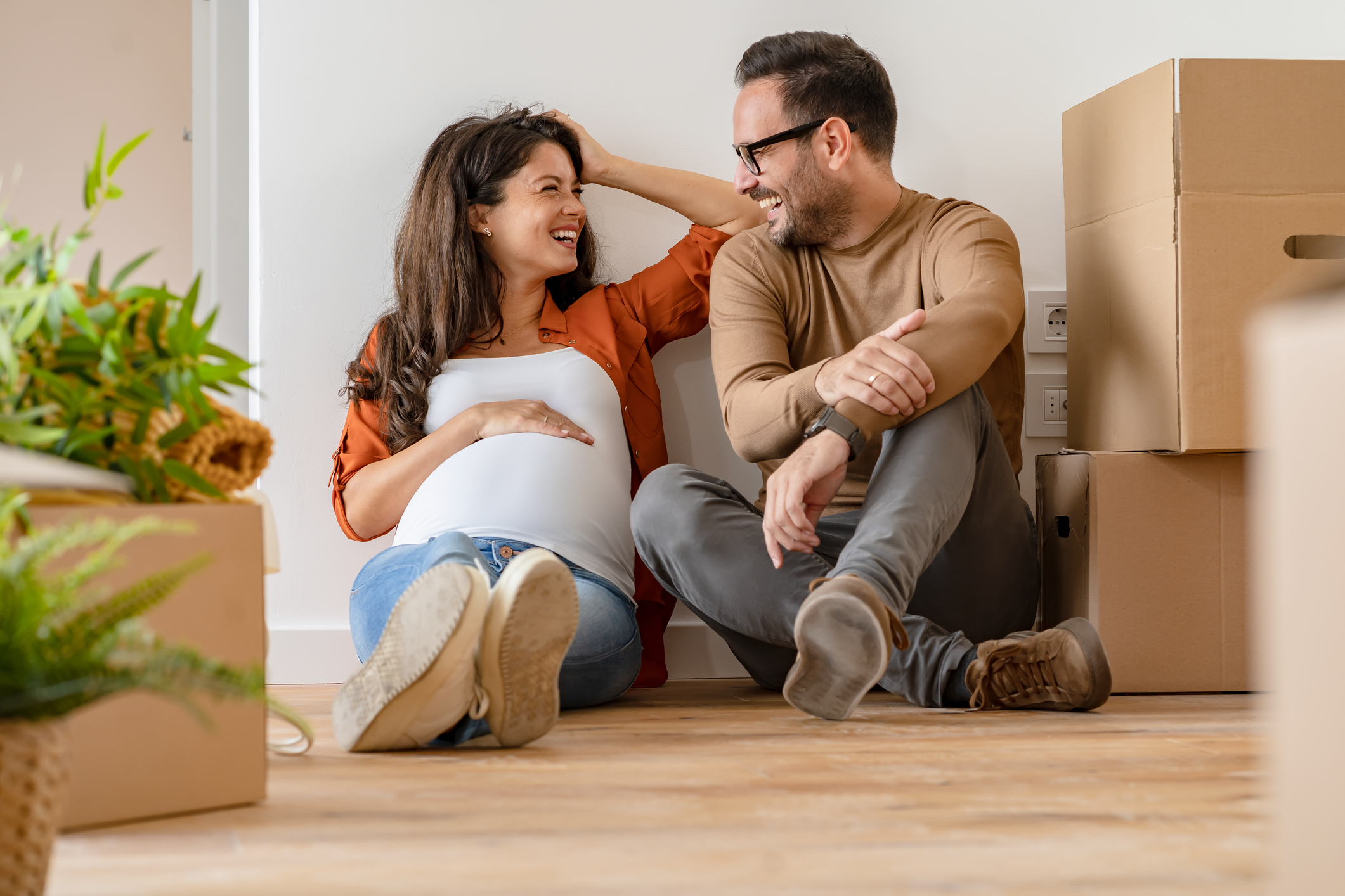 Moving While Pregnant or With a Newborn: A Practical Safety and Timing Guide